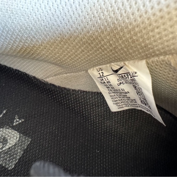 Nike Air Force 1 07 Premium Silver Chain - White size 12